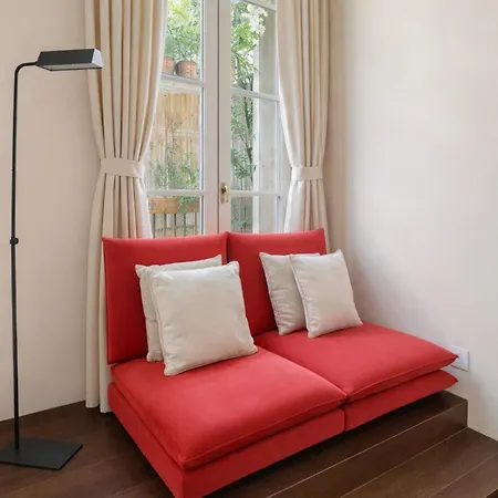 Notre Dame - Prestige With Lift And Terrace For 2 Apartment *